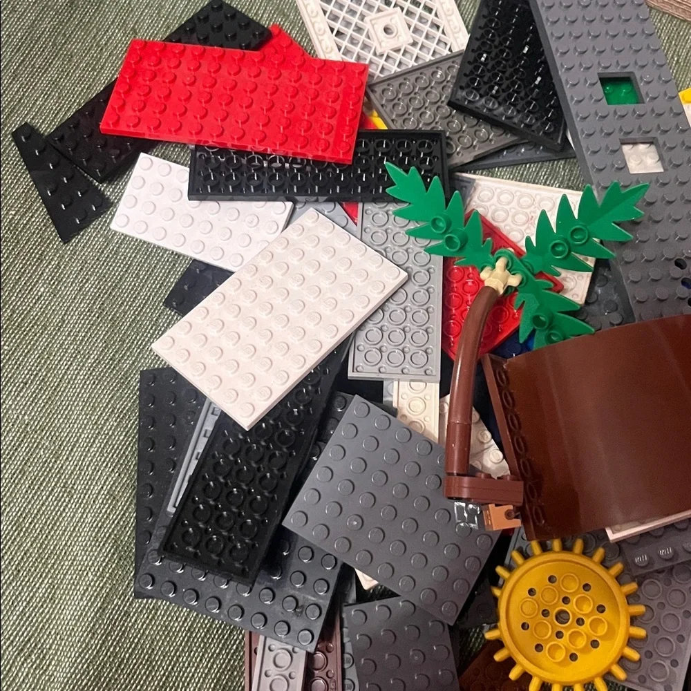 Lego lot one gallon bag